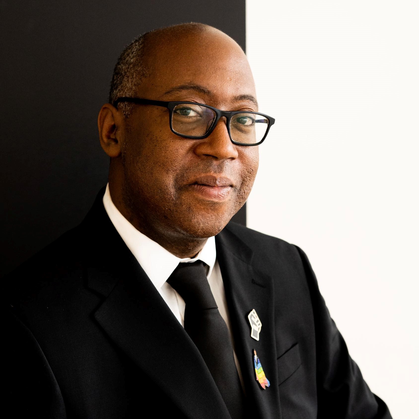 Associate Mack